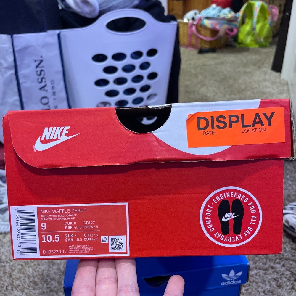 Nike Waffle Debut